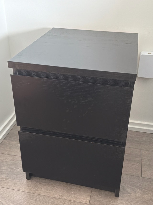 IKEA Malm Bedside Table - photo 2