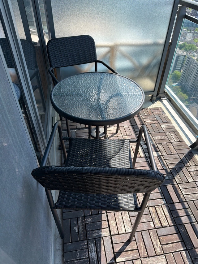 Outdoor Chair and Table Set