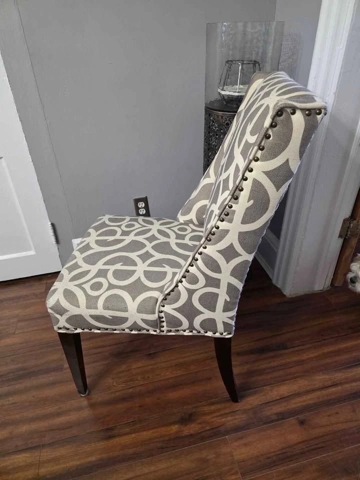 Pair of Pier 1 Dining Chairs - photo 4