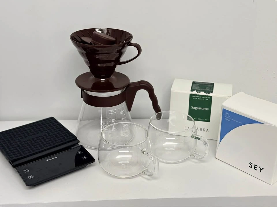 Hario V60 Pour-Over Coffee Set