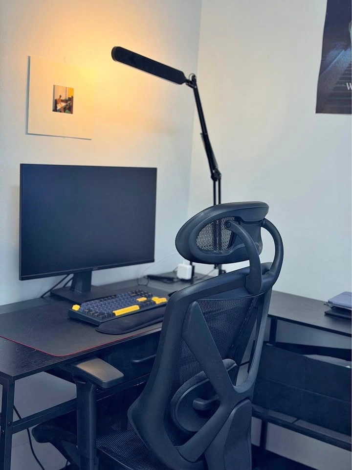 [Moving Sale] Office Chair and Desk
