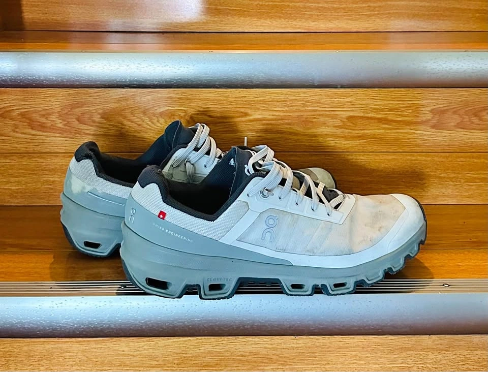 On Cloudventure Shoes