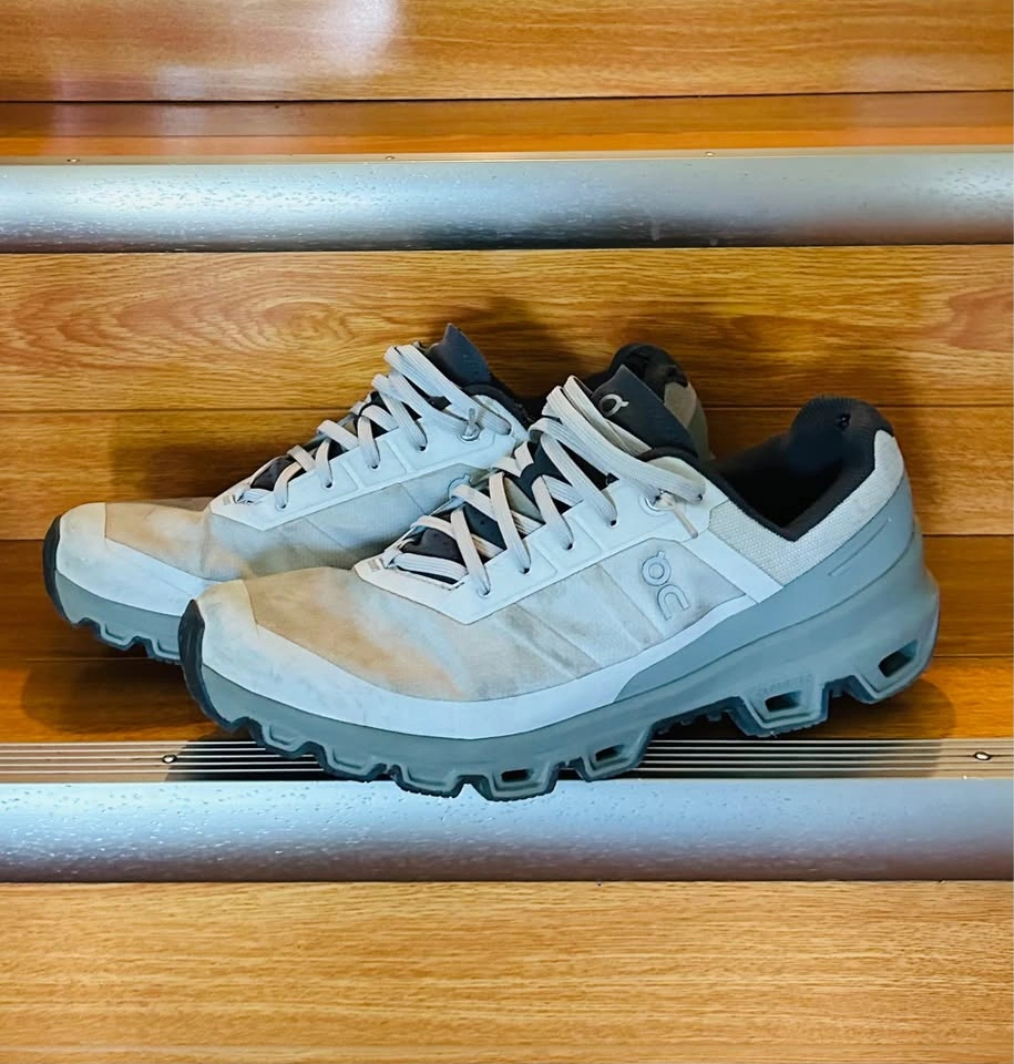 On Cloudventure Shoes - photo 3