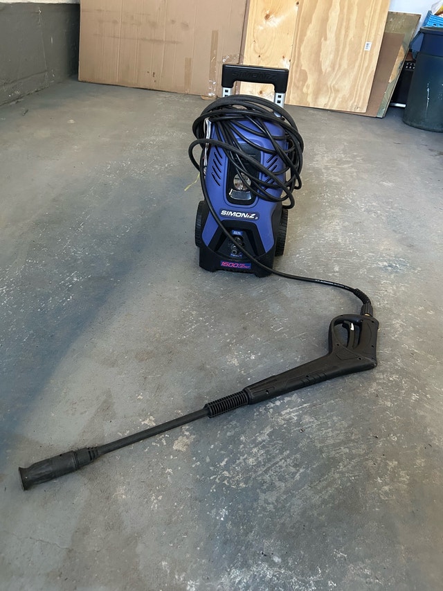 Simoniz 1600 PSI Pressure Washer - photo 2