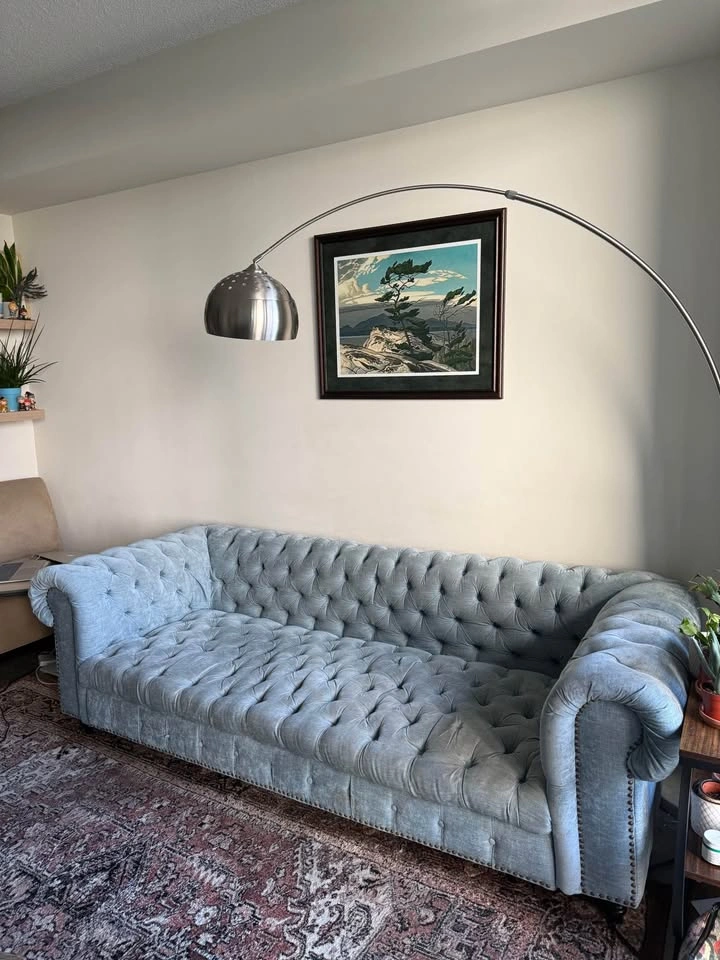 NEED GONE ASAP Blue Chesterfield Couch / Sofa - photo 2