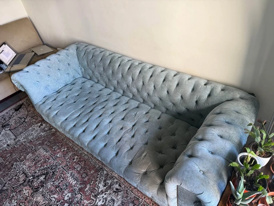 NEED GONE ASAP Blue Chesterfield Couch / Sofa - photo 3