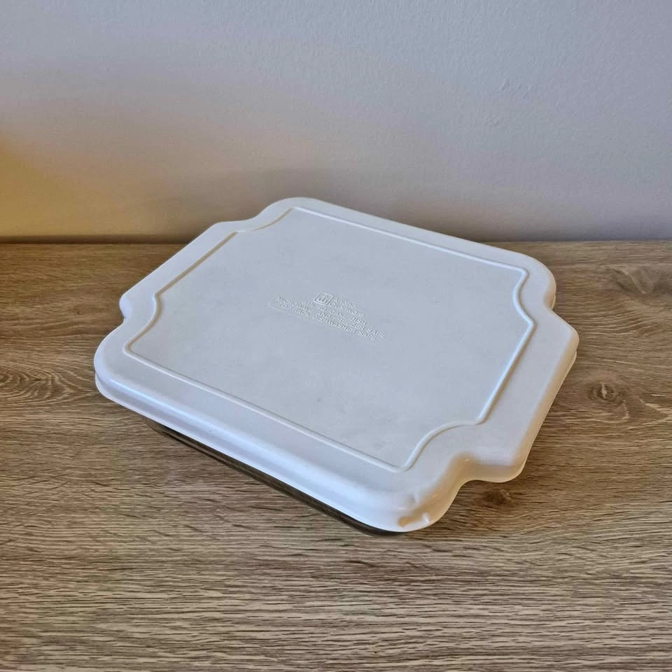 Anchor Ovenware - 8" Baker with Lid