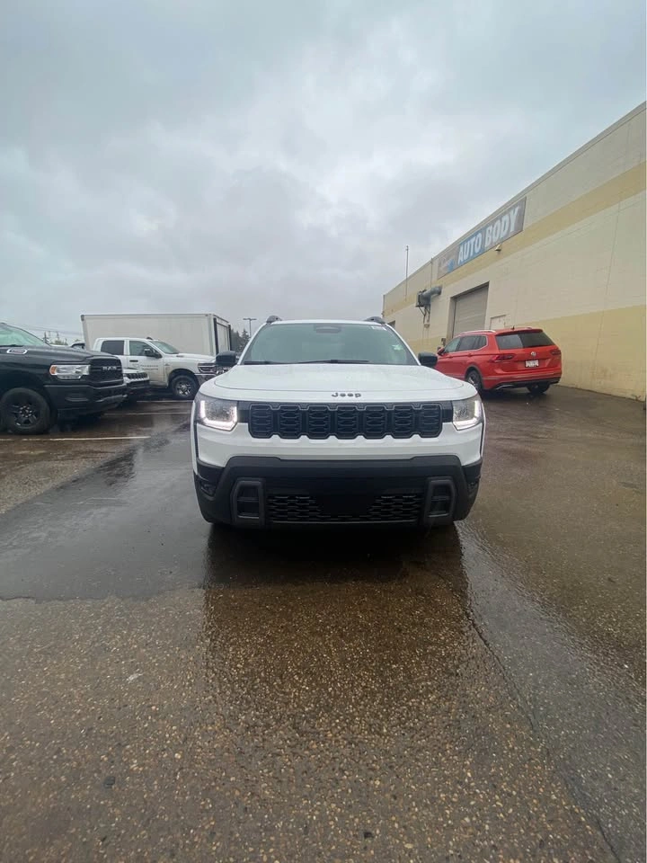 2026 Jeep Cherokee - photo 2