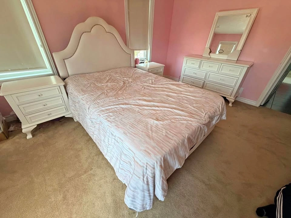 Complete Girl’s Bedroom Set – White with Crystal Hardware