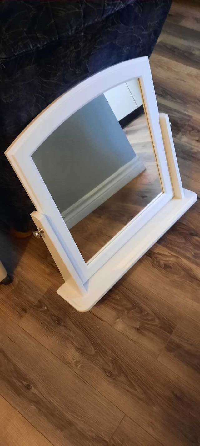 Mirror Vanity