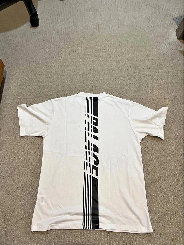 Palace T-shirt