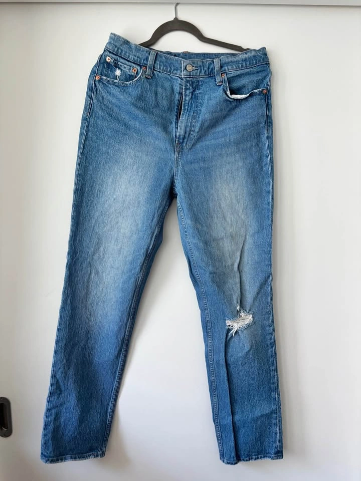 GAP Cheeky Straight High Rise Jeans - photo 2