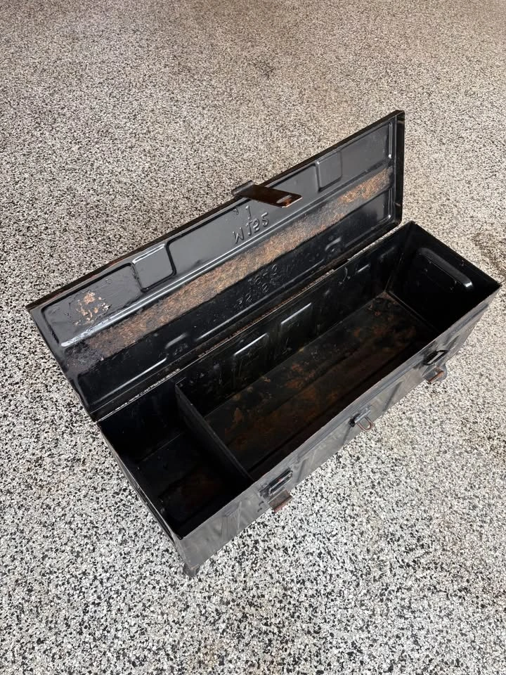 Vintage WWII Black Metal Ammo Toolbox and Red Metal Ammo Box - photo 3