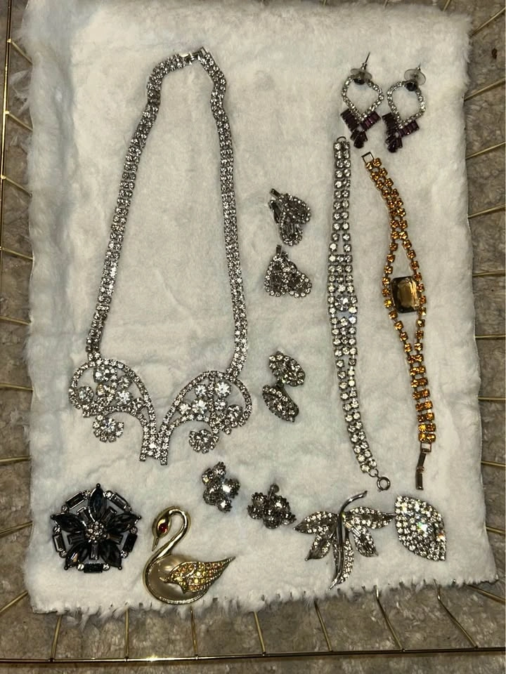 Vintage rhinestones - photo 2