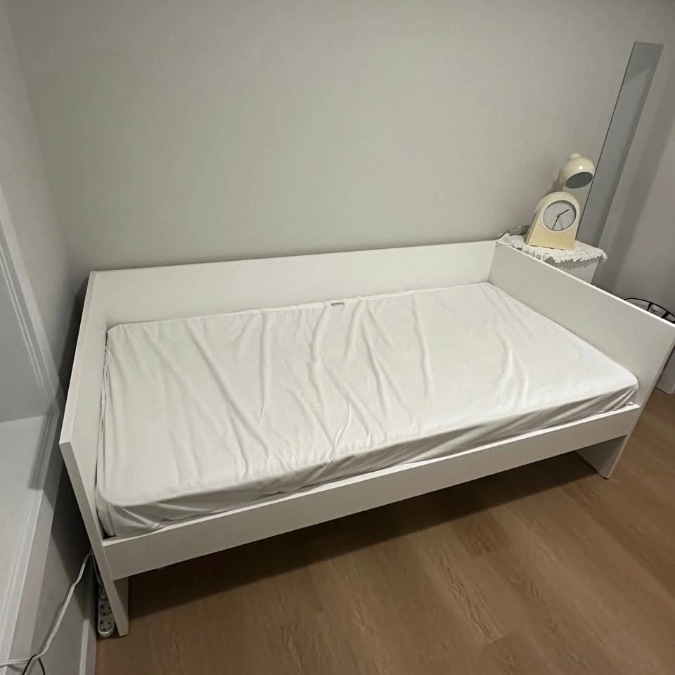 IKEA VIHALS Day-bed with Mattress - photo 3