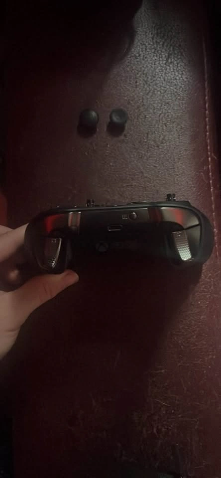 Microsoft Xbox Elite Series 2 Wireless Controller - photo 4