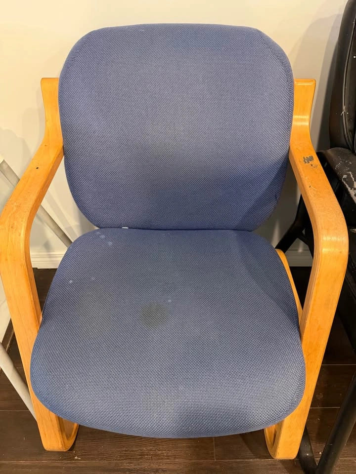 Chairs - photo 2