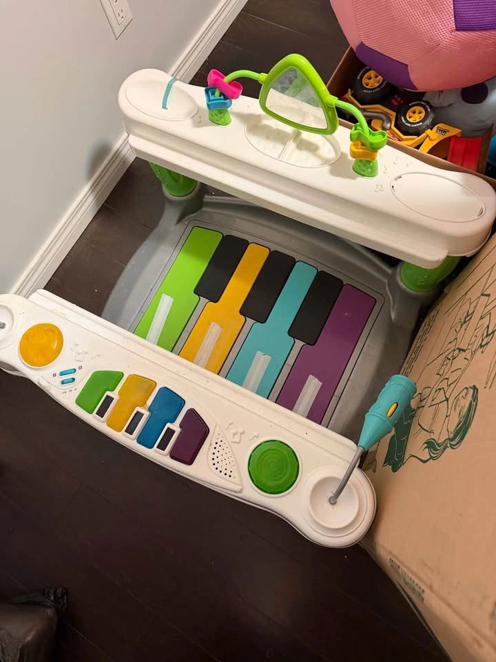 Fisher-Price Step ‘n Play Piano - photo 2