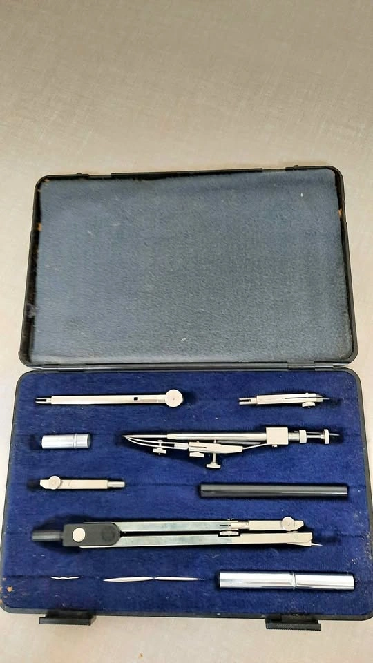 Drafting/Math set