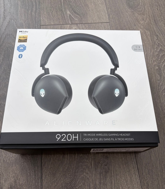 Alienware AW920H Tri-Mode Wireless Gaming Headset