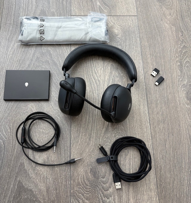 Alienware AW920H Tri-Mode Wireless Gaming Headset - photo 3