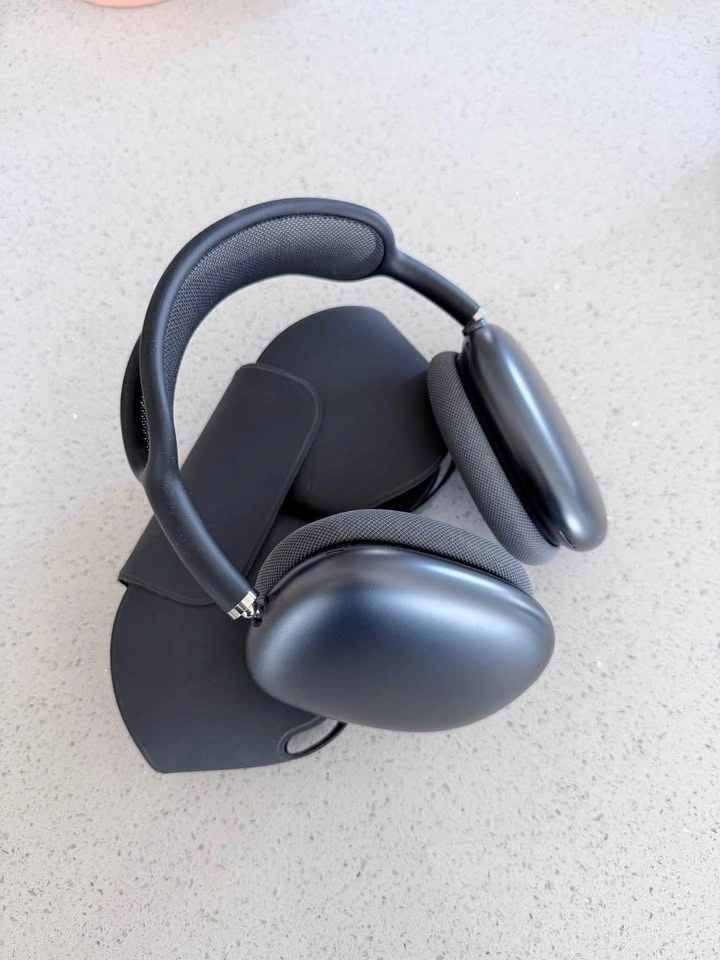 Apple AirPods Max USB-C Midnight - photo 2