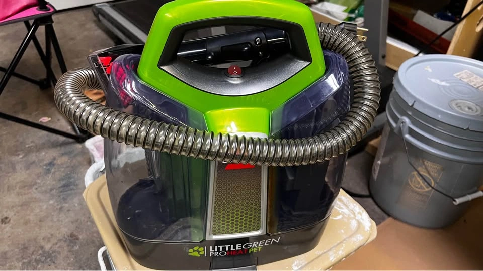 Bissell Little Green ProHeat Pet - photo 3