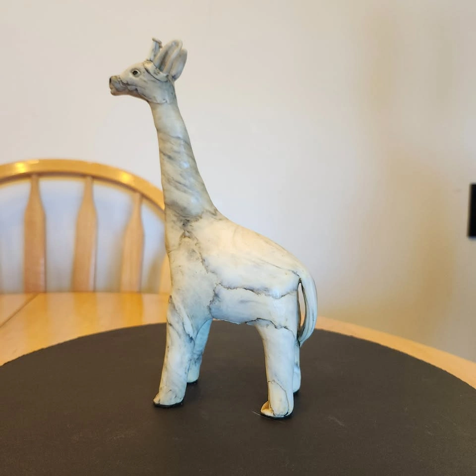 'Suzi', a Handcrafted Shell Craft Giraffe Figurine - photo 2