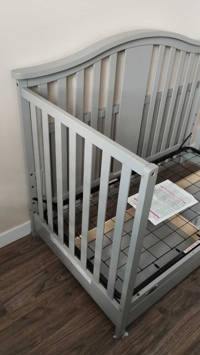 Graco Baby Crib - photo 3