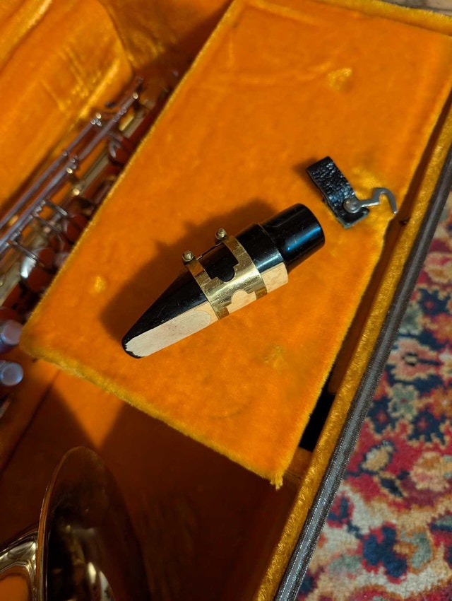 Olds Ambassador Tenor Saxophone - photo 4