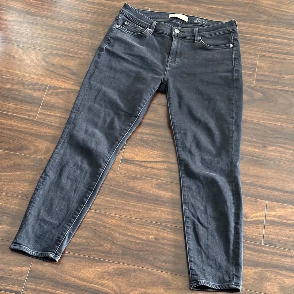 7 For All Mankind The Ankle Skinny Dark Wash/Black Skinny Jeans