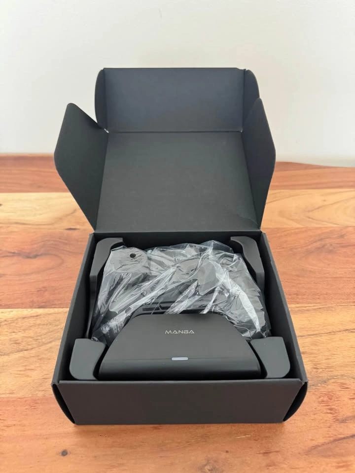 Manba One Wireless Controller with Display + Charging Dock - photo 5