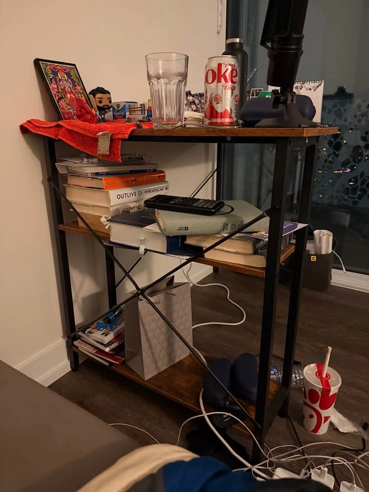 Study table - photo 3
