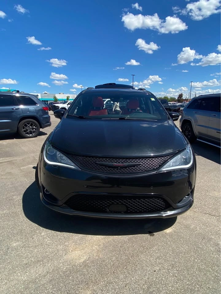 2020 Chrysler Pacifica - photo 2