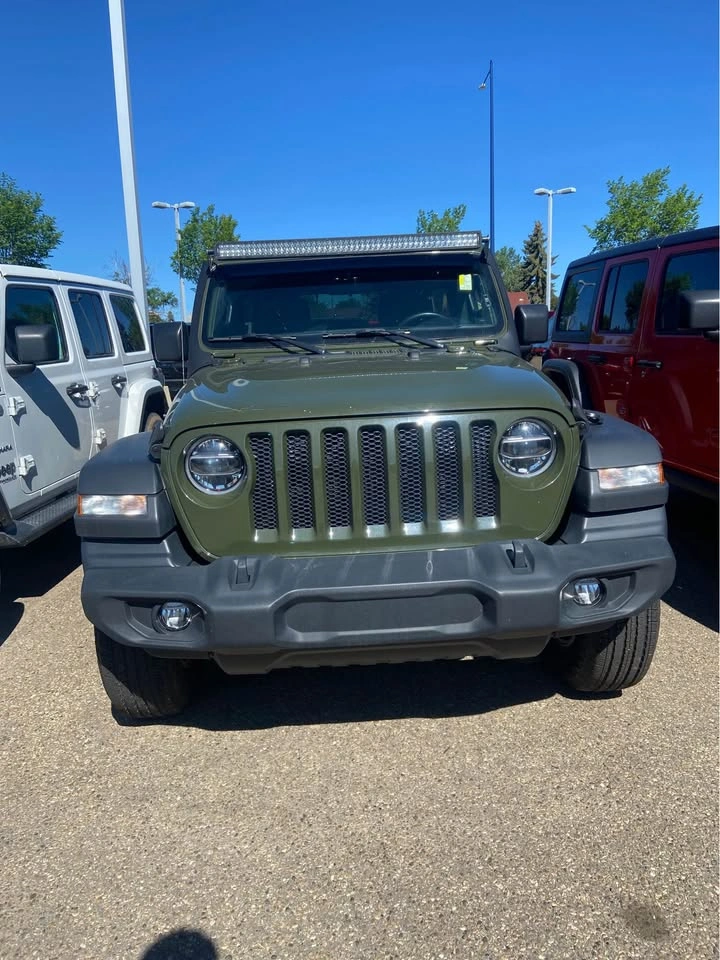 2021 Jeep Wrangler - photo 4