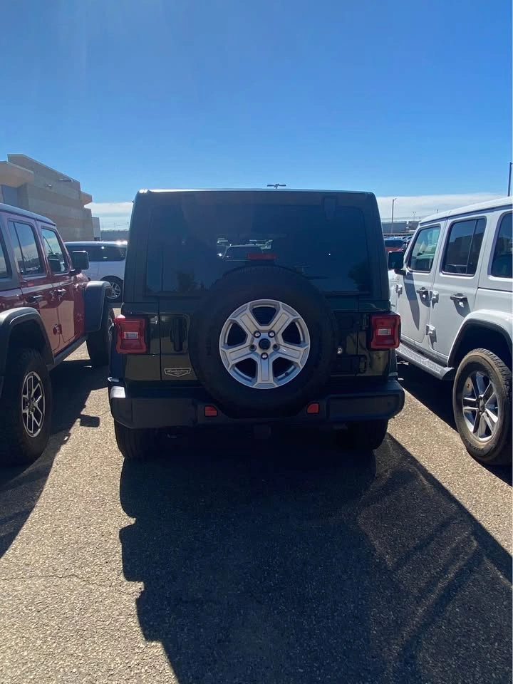 2021 Jeep Wrangler - photo 5