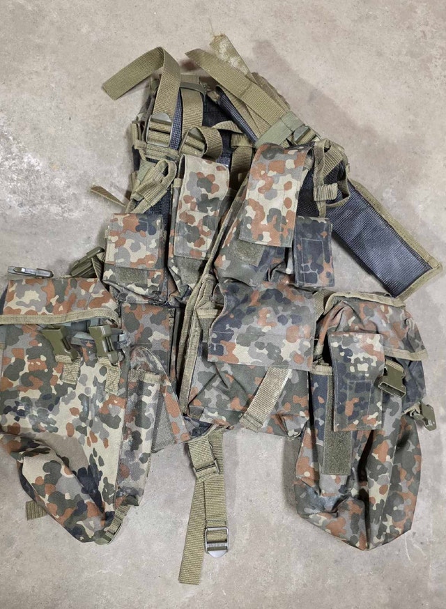 Mil-Tec Military Tactical Vest - photo 2