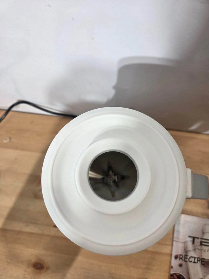 10-in-1 Nut Milk Maker 40oz – Homemade Almond, Oat & Soy Milk - photo 4