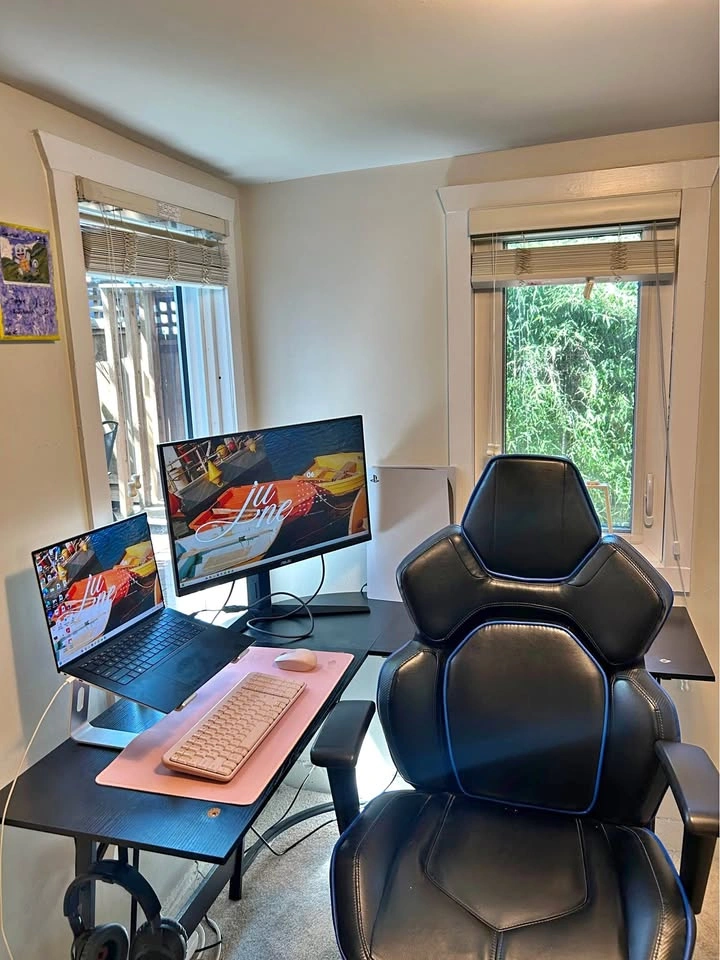 Complete Home Office Setup – Chair, Desk & Monitor Available