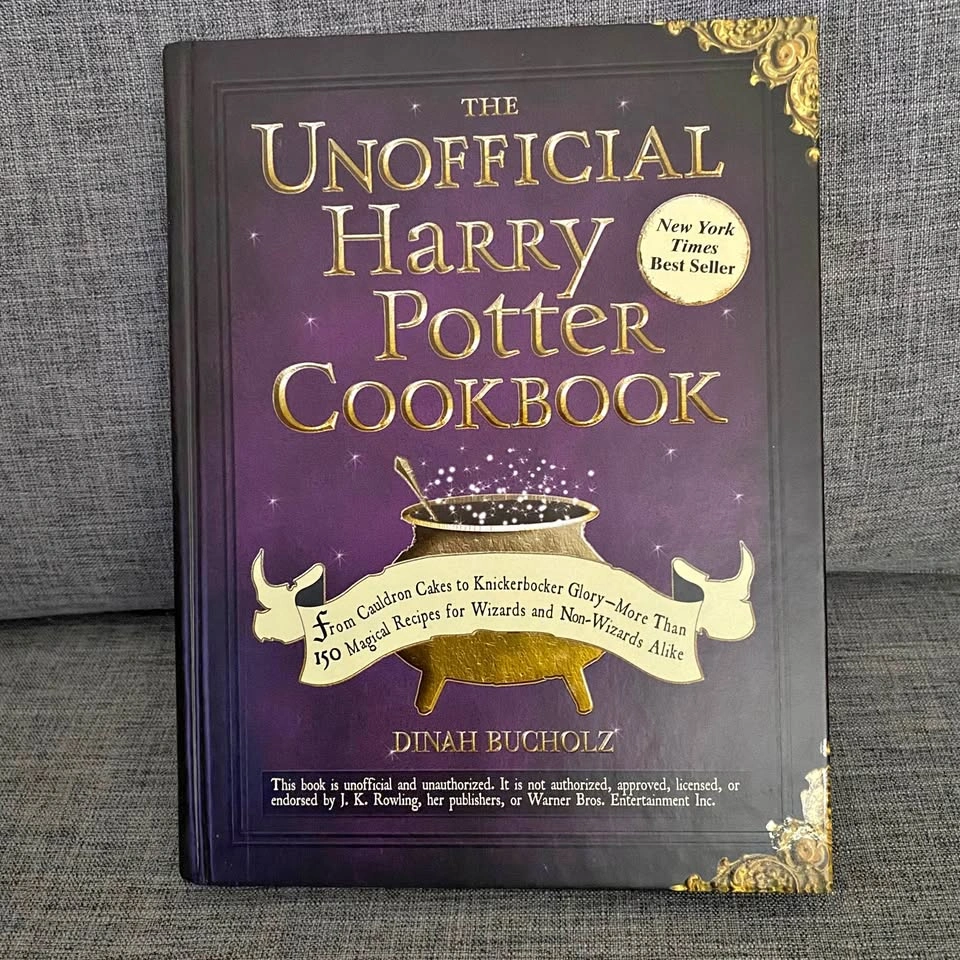 The Unofficial Harry Potter Cookbook by Dinah Bucholz brand new