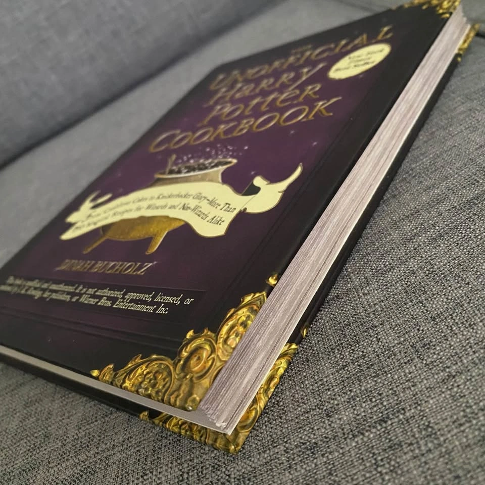 The Unofficial Harry Potter Cookbook by Dinah Bucholz brand new - photo 4