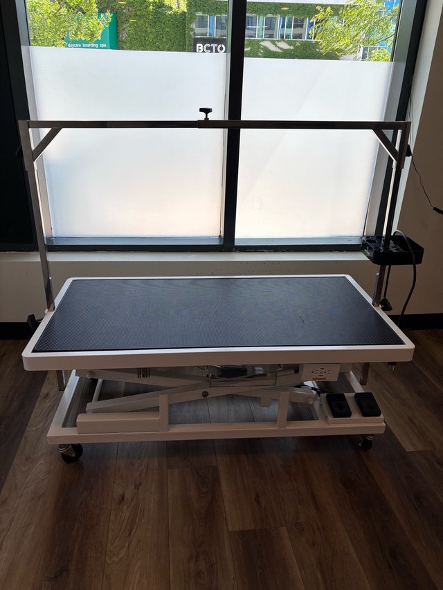 Dog Grooming Tables - photo 2