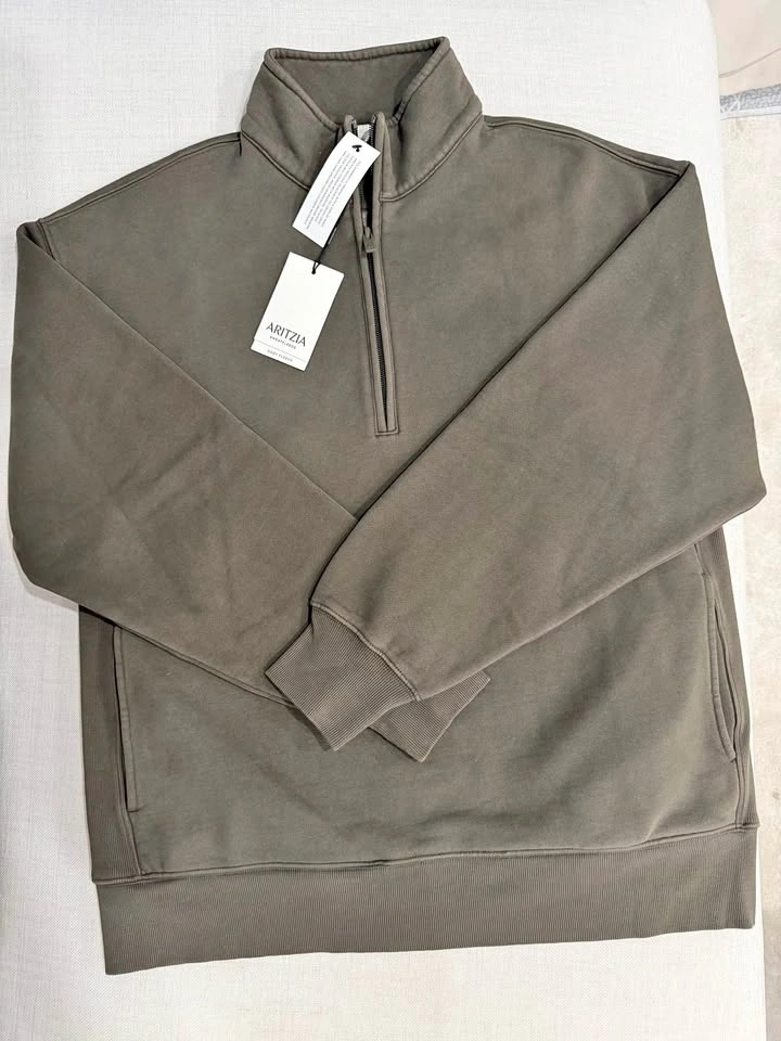 Aritzia Cozy Sweatfleece Boyfriend 1/2 Zip Size S NWT