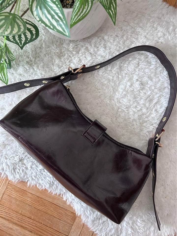 Cute coffee brown shoulder bag - photo 4