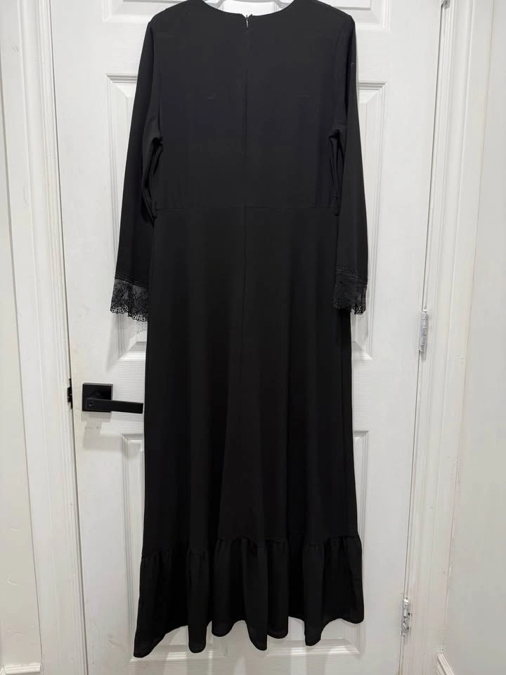 Black Modest Maxi Dress w/ Lace Detail - photo 2