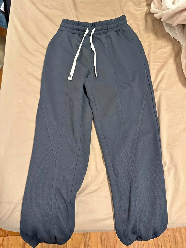Gray sweatpants