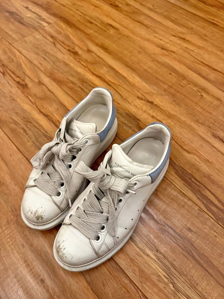 Authentic Alexander Mcqueen shoes EU35