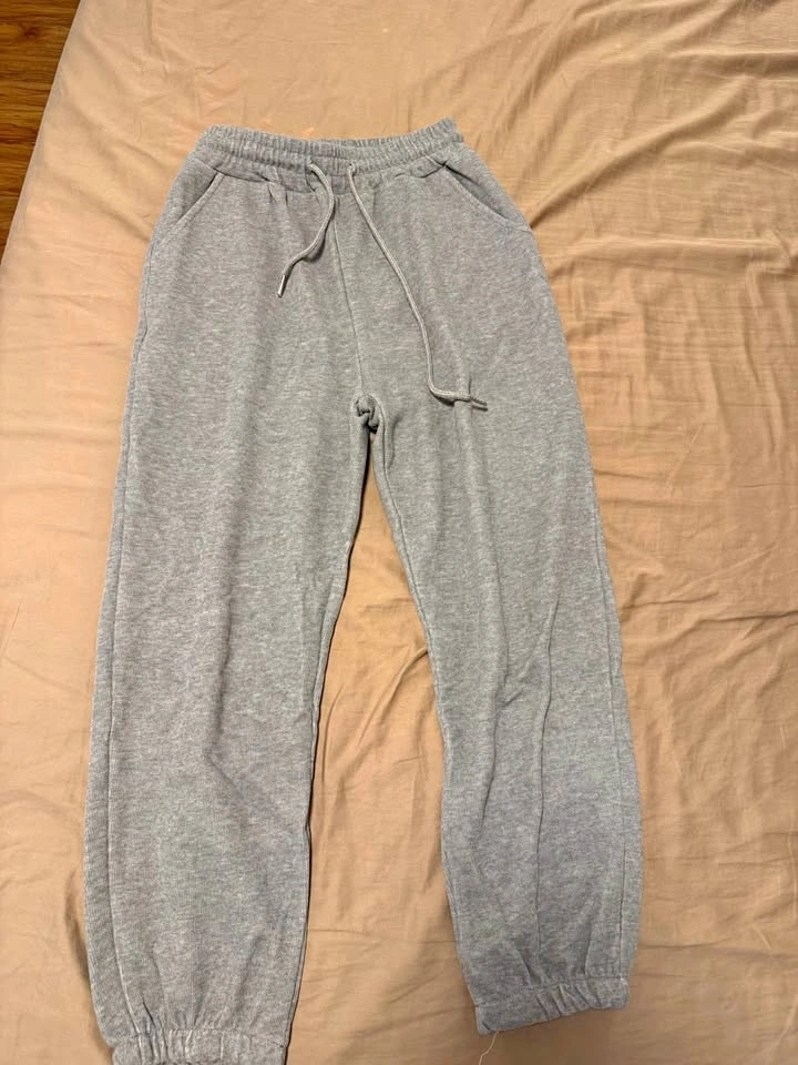 Gray drawstring sweatpants