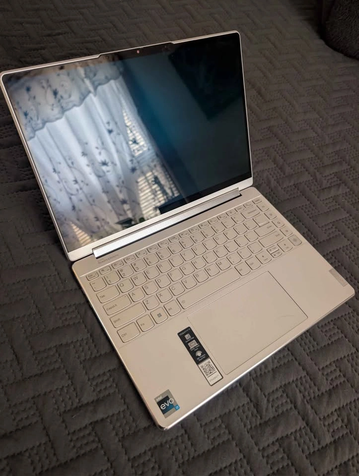 Lenovo Yoga 9i - photo 3