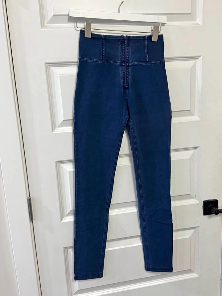 Freddy new high rise denim!!